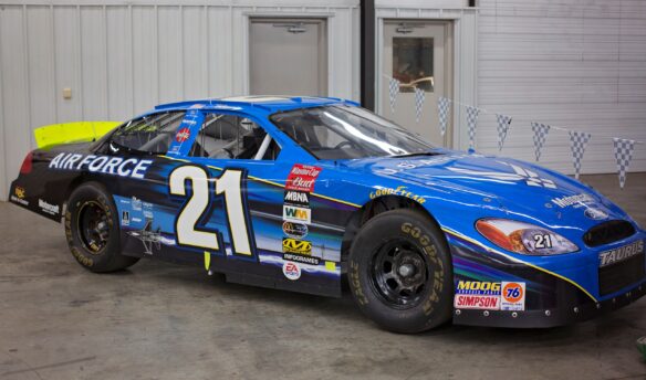 Blue race car with number 21